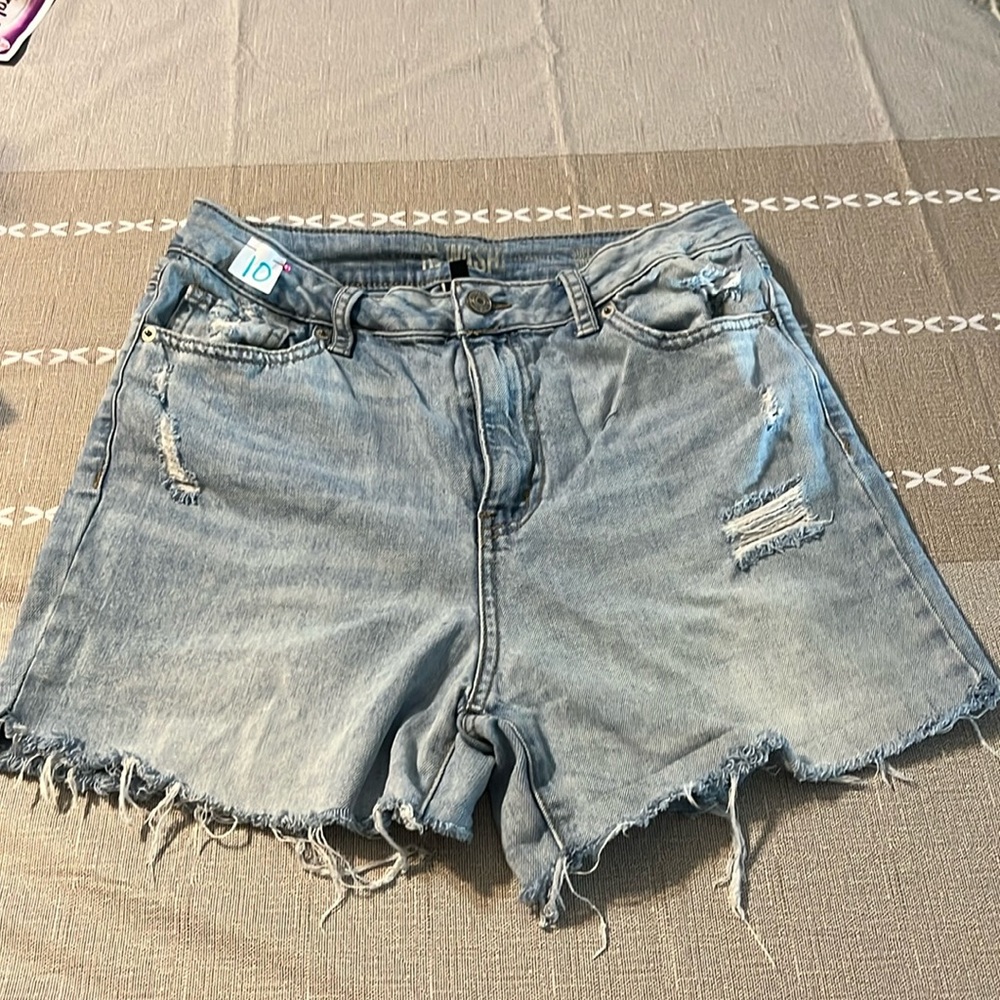 High waisted Jean shorts